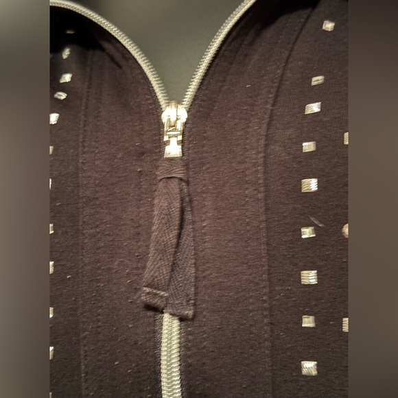Onque Women's Sz XL Full Zip Embellished 3/4 Sleeve Black Sweater Jacket - Picture 3 of 5